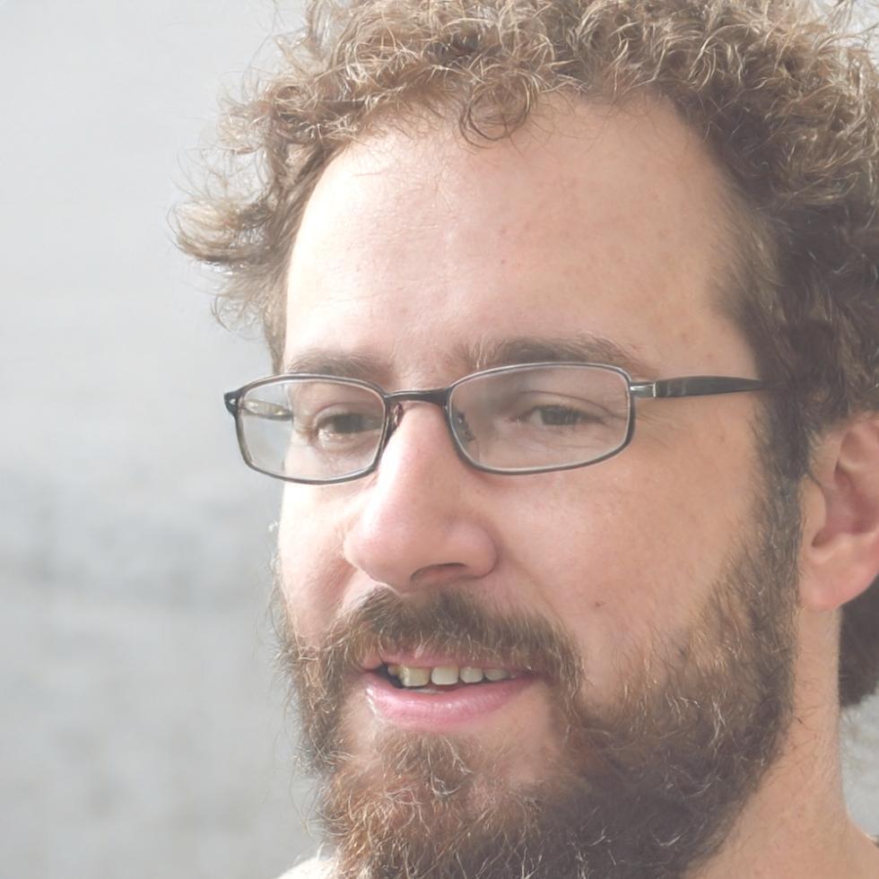 Professional headshot of Henrik Lindberg
